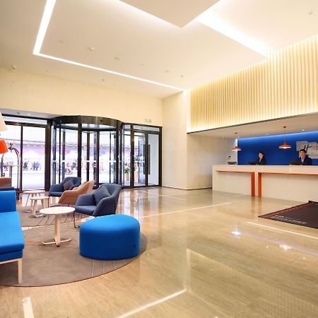 Holiday Inn Express Chengdu North Railway Station By Ihg - Near Panda Base, Near Chunxi Road 외부 사진