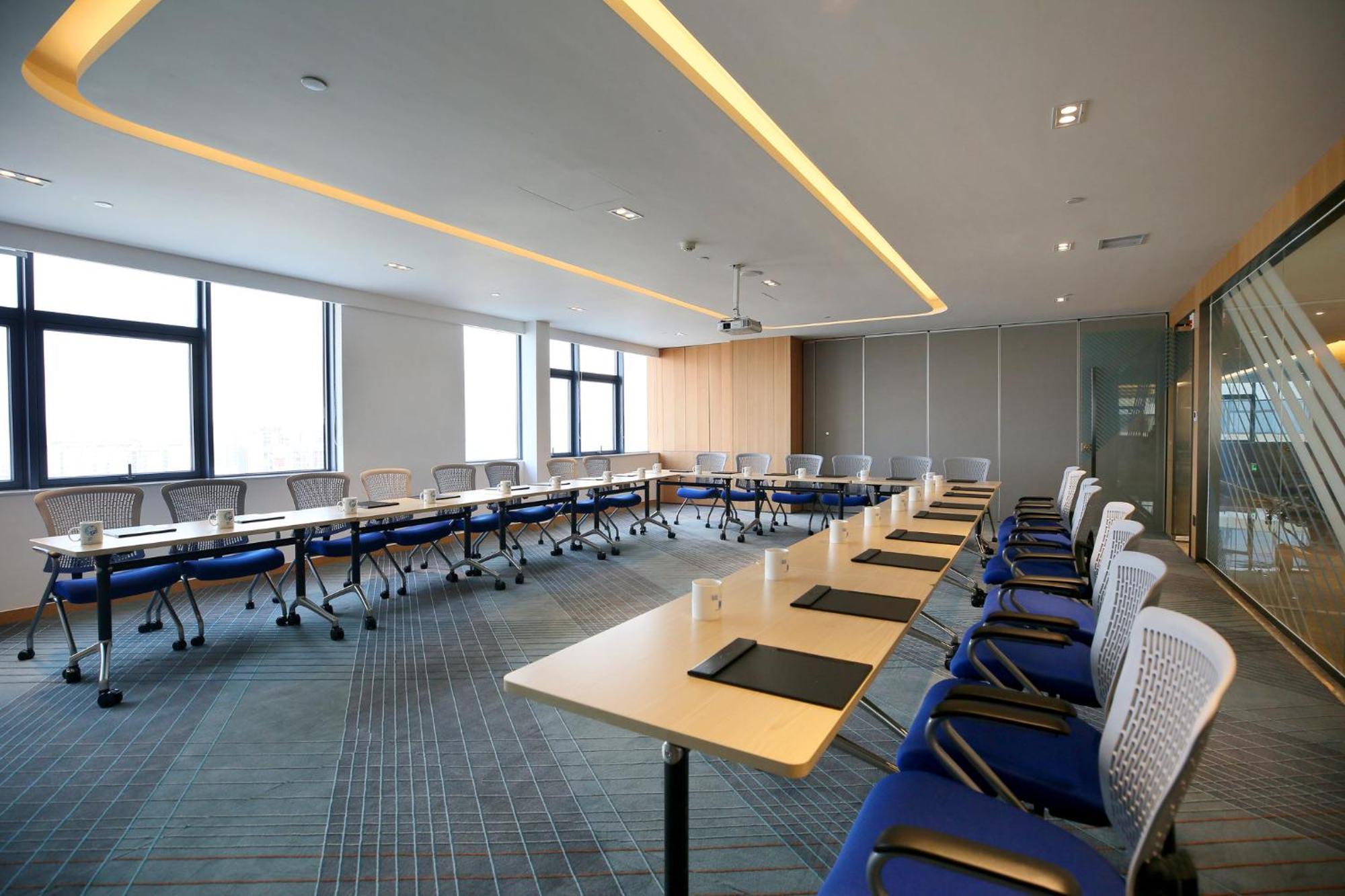 Holiday Inn Express Chengdu North Railway Station By Ihg - Near Panda Base, Near Chunxi Road 외부 사진