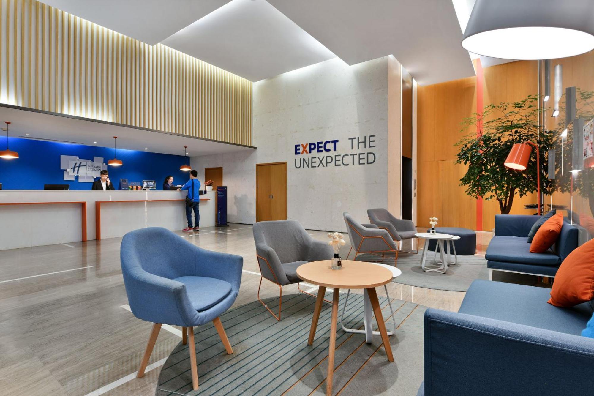 Holiday Inn Express Chengdu North Railway Station By Ihg - Near Panda Base, Near Chunxi Road 외부 사진